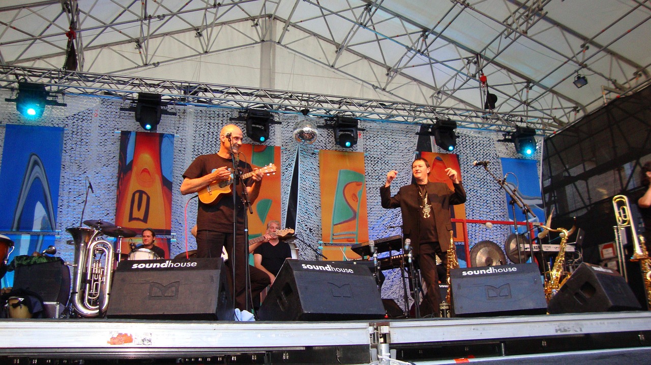 Zico最新動(dòng)態(tài)照展現(xiàn)音樂(lè)才子全新風(fēng)貌